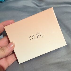 PUR Soft Peach and Cream Compact